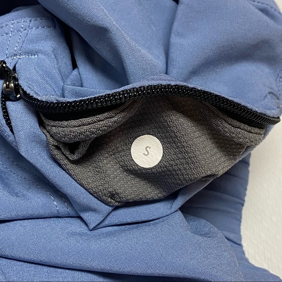 RARE Lululemon Men’s Surge Short 2-Tone Blue S EUC - Picture 8 of 10